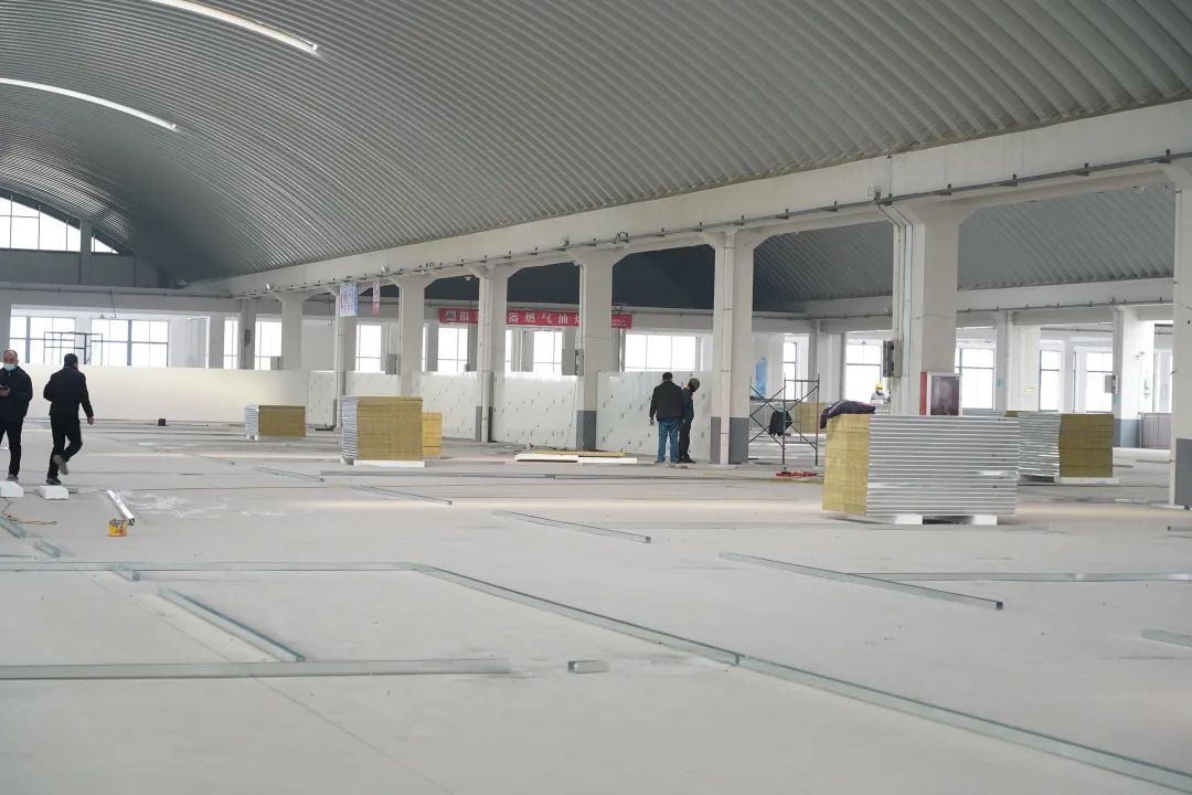 疫情就是命令，鍍鋁鋅鋼板銷售廠家宏鑫源緊急馳援多地方艙醫(yī)院建設(圖11)